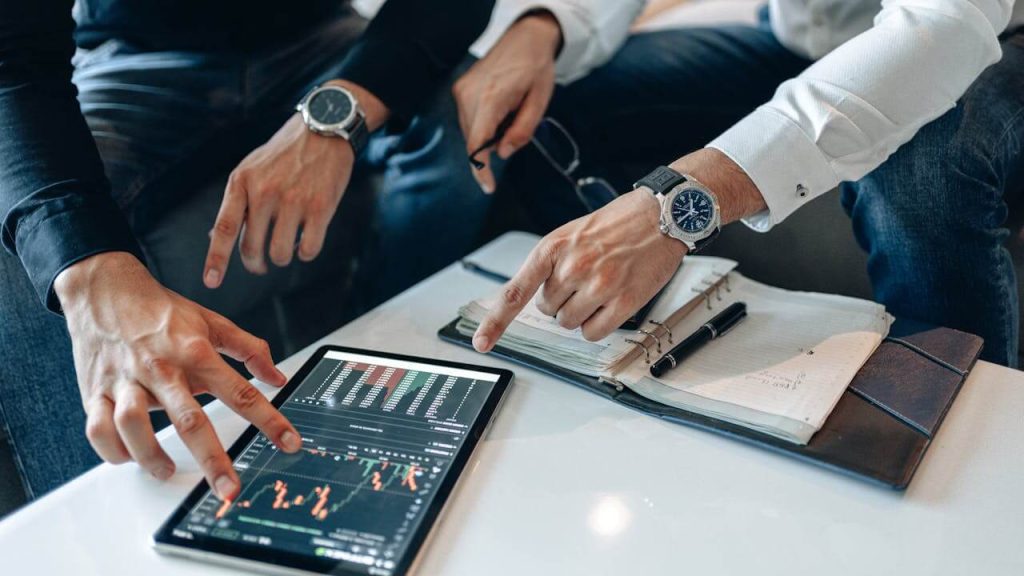 how to invest in venture capital​