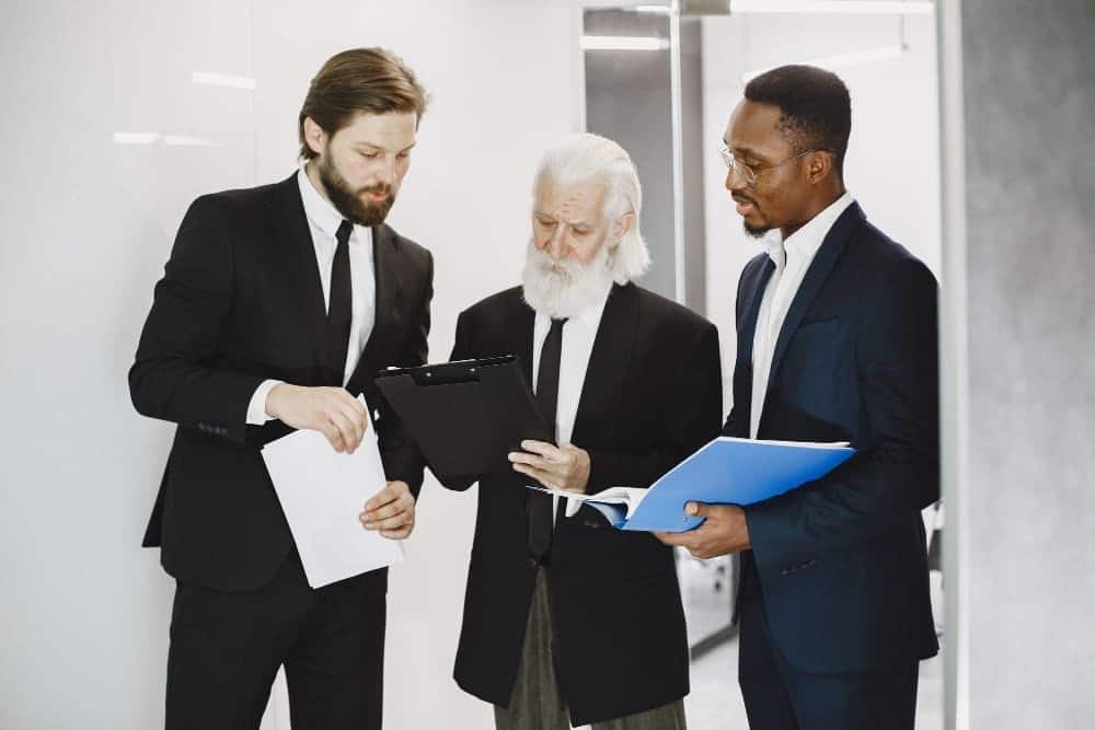 Nominee Services in Offshore Company Structures: Pros & Cons